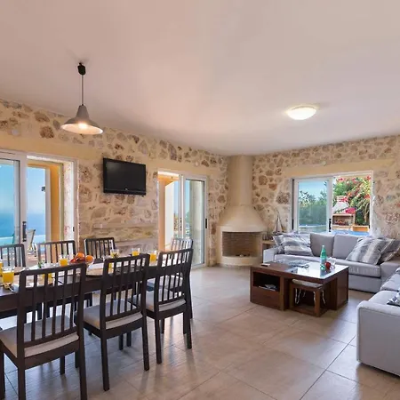 Villa Mirsini By